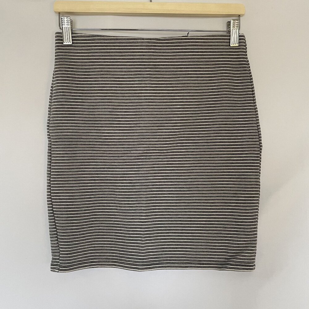 Loft Striped Pencil Skirt S Black & White Cotton Polyester Blend business casual